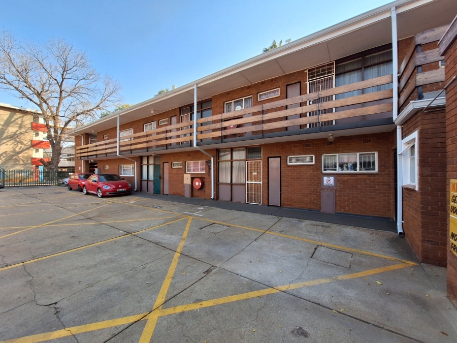 1 Bedroom Property for Sale in Potchefstroom North West